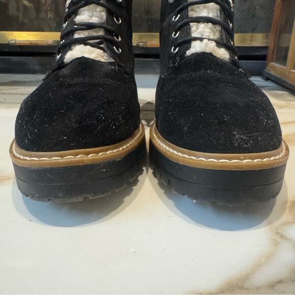 Time & Tru Women’s Black Lace Up Ankle Booties Size 9 - Picture 2 of 6